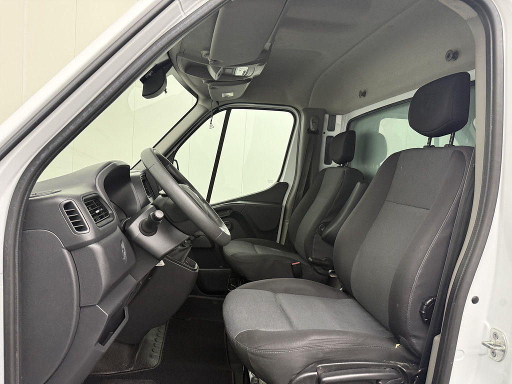 Renault Master 2.3DCi 165PK Bakwagen+Achterdeuren | 22,5 m3 | Multimedia | Camera | Dakspoiler | Airco | Cruise 20