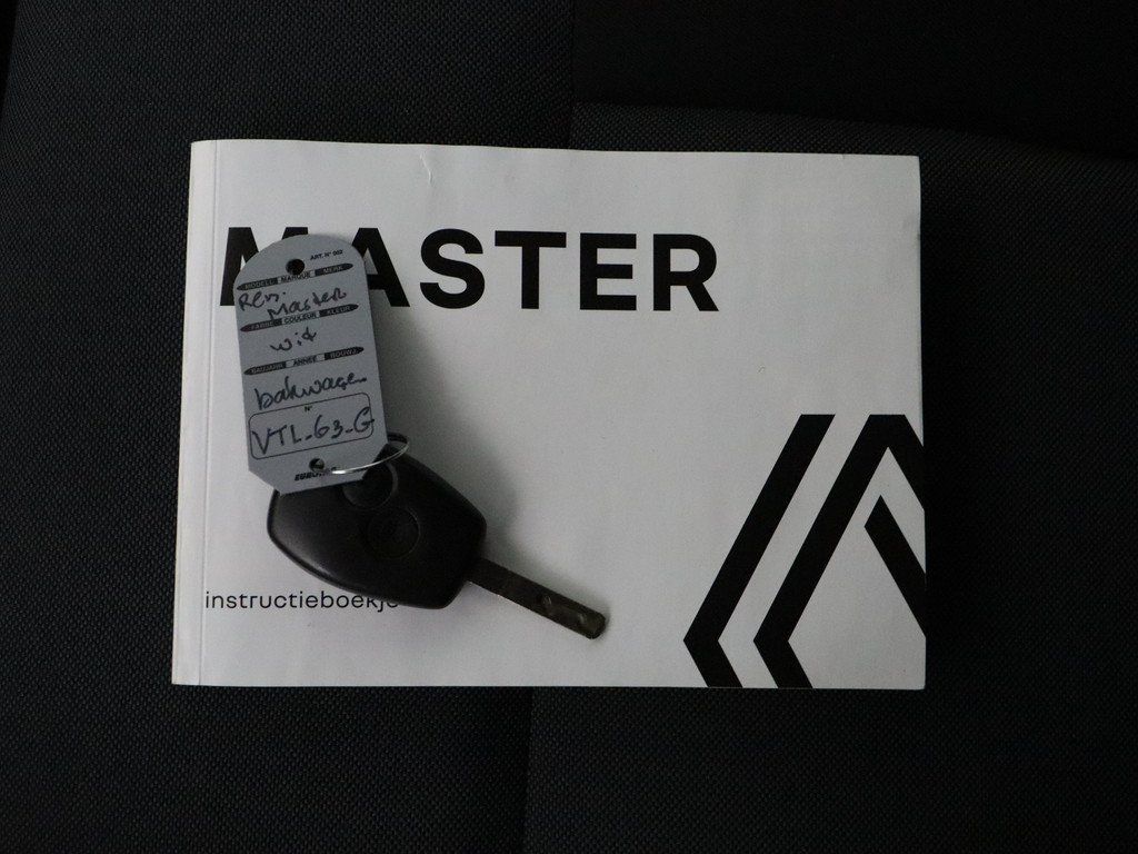 Renault Master 2.3DCi 165PK Bakwagen+Laadklep | Navigatie | Airco | 3-Peroons | Dakspoiler | Zijdeur 8