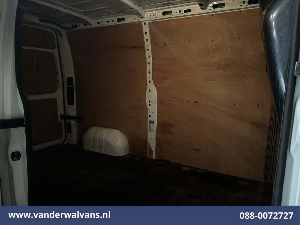 Renault Master 2.3 dCi 126pk L2H2 Airco | Cruisecontrol | 2500kg Trekhaak | Parkeersensoren Bijrijdersbank 9