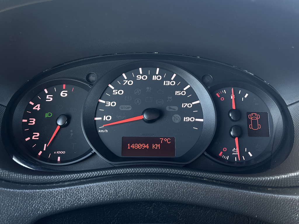 Renault Master 2.3 dCi 131 PK E6 / L1H2 / TREKHAAK / 1e EIG. / AIRCO / CRUISE / NAVI / BLUETOOTH / 3-ZITS 11