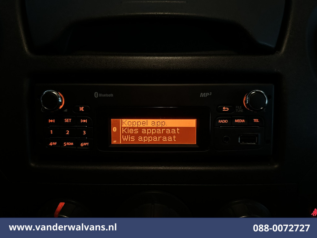 Renault Master 2.3 dCi 131pk Bakwagen Laadklep Zijdeur Euro6 Airco | 900kg laadvermogen | Cruisecontrol Bijrijdersbank 17