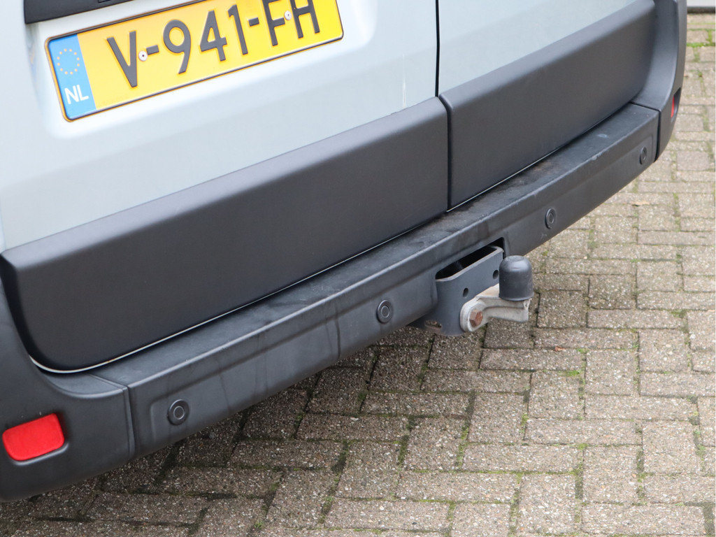 Renault Master 2.3 dCi 131pk Euro 6 L1H1 - Imperiaal - Trekhaak - Airco 14