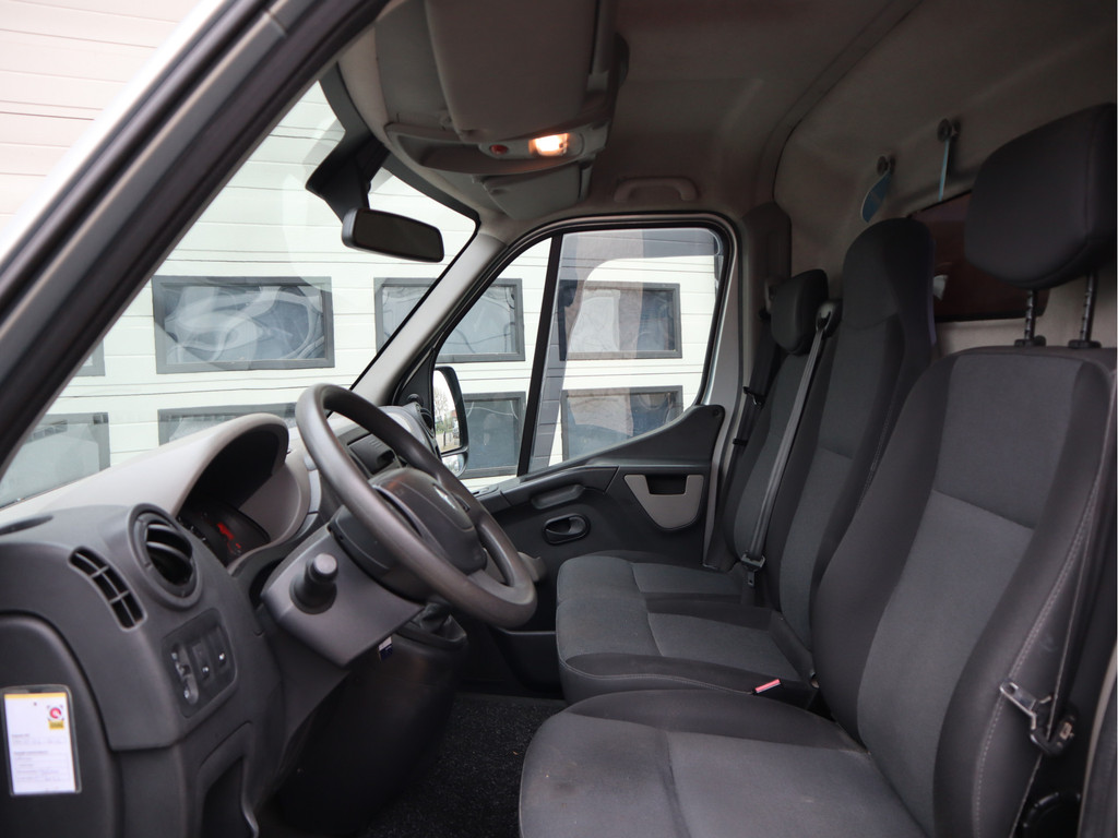 Renault Master 2.3 dCi 131pk Euro 6 L1H1 - Imperiaal - Trekhaak - Airco 9