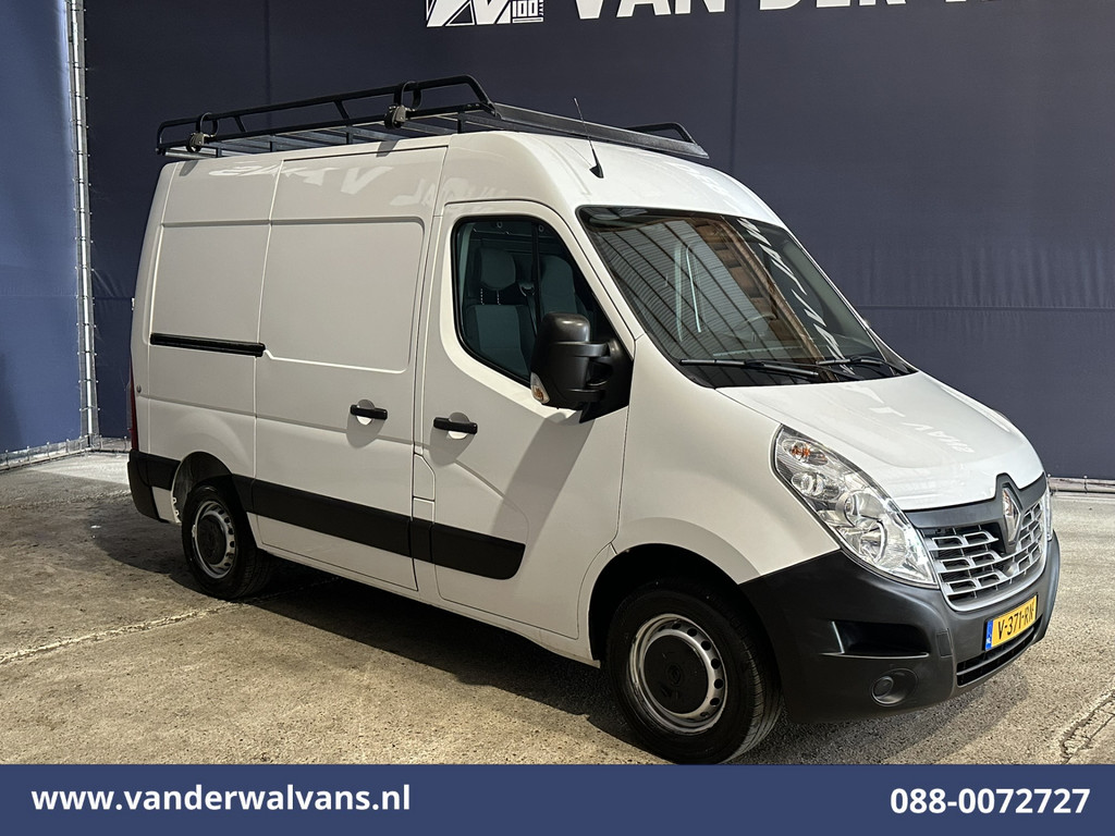 Renault Master 2.3 dCi 131pk L2H2 Euro6 Airco | Navigatie | Cruisecontrol | Imperiaal | 2500kg Trekhaak Parkeersensoren, Bijrijdersbank 8