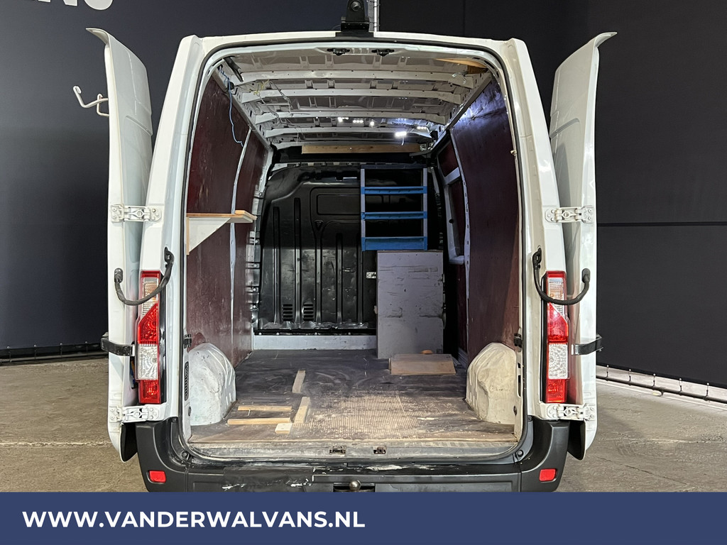 Renault Master 2.3 dCi 131pk L3H2 Euro6 Airco | Camera | Navigatie | 2500kg Trekhaak | Cruisecontrol Bijrijdersbank 13
