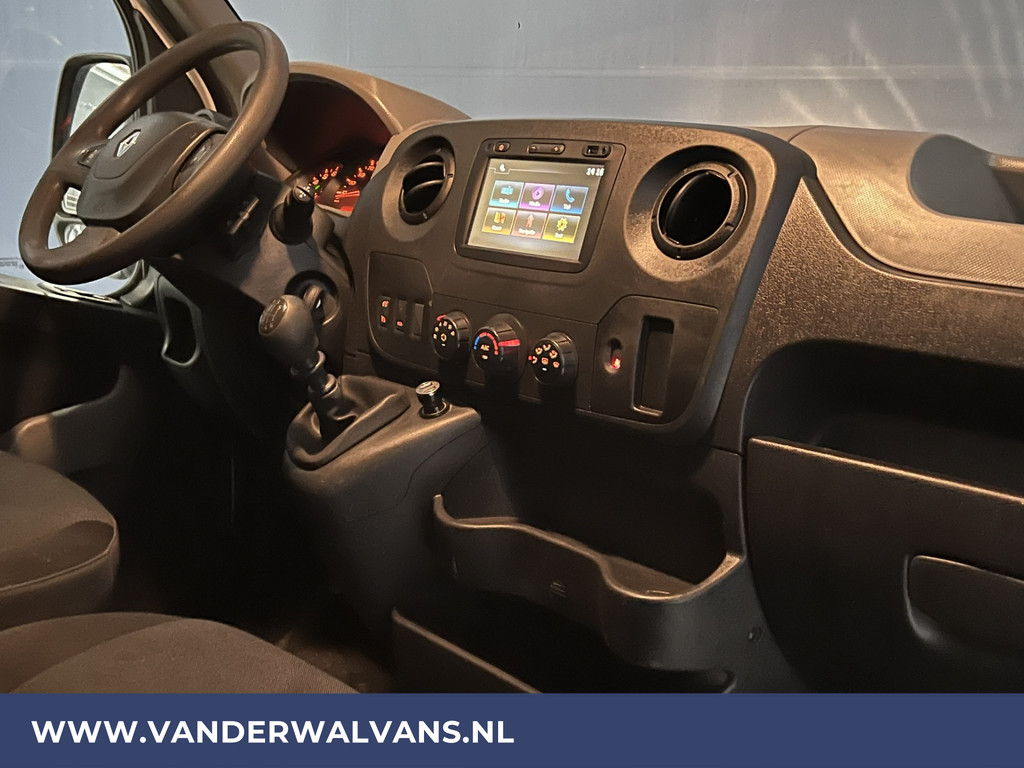 Renault Master 2.3 dCi 131pk L3H2 Euro6 Airco | Camera | Navigatie | 2500kg Trekhaak | Cruisecontrol Bijrijdersbank 15