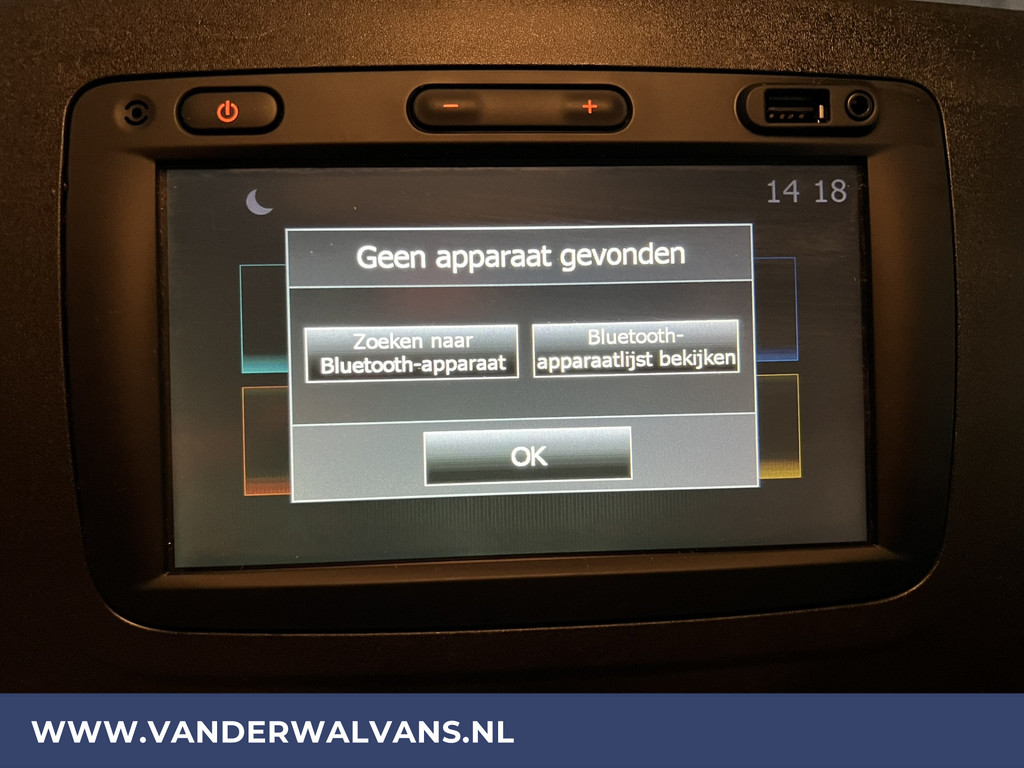 Renault Master 2.3 dCi 131pk L3H2 Euro6 Airco | Camera | Navigatie | 2500kg Trekhaak | Cruisecontrol Bijrijdersbank 18