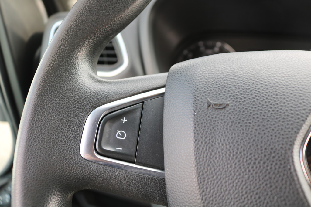 Renault Master 2.3 dCi 135pk L1 H1 Airco Glasresteel 20