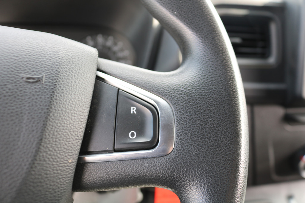 Renault Master 2.3 dCi 135pk L1 H1 Airco Glasresteel 21