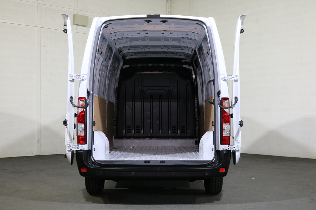 Renault Master 2.3 dCi 135pk L3 H2 11