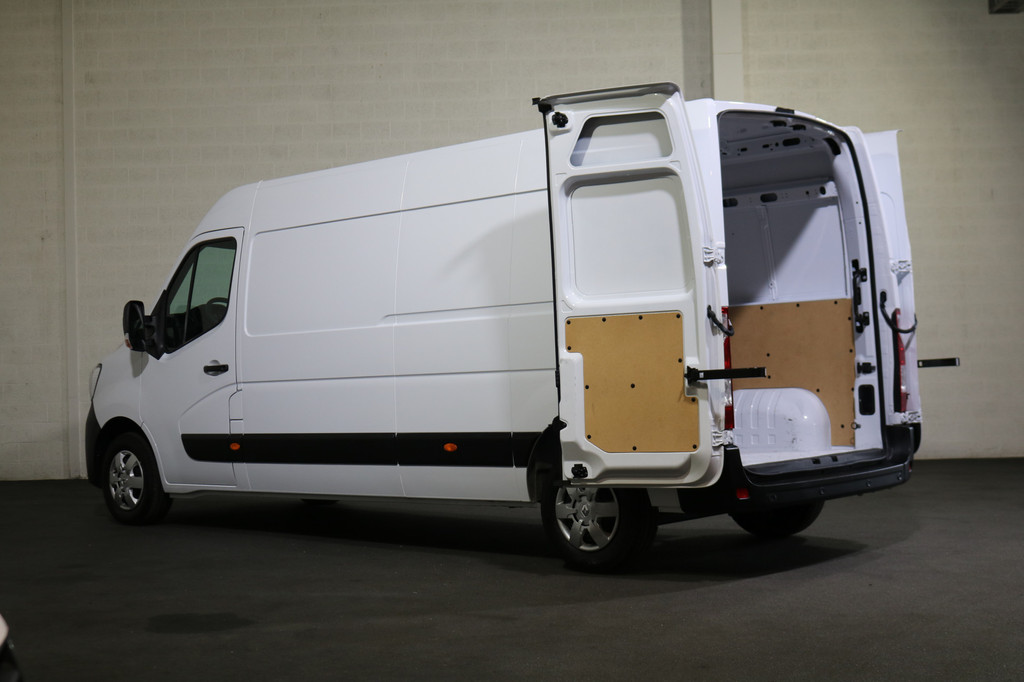 Renault Master 2.3 dCi 135pk L3 H2 12