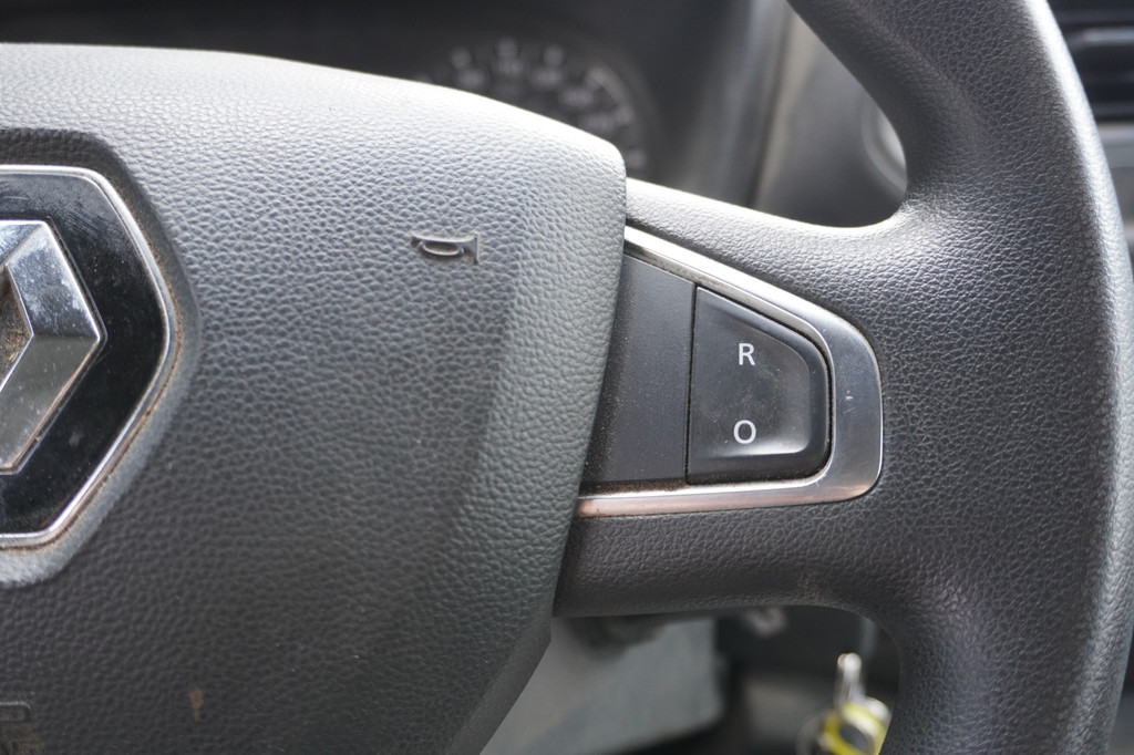 Renault Master 2.3 dCi 136PK L2H2 EURO 6 - Airco - Navi - Cruise - ⬠14.950,- Excl. 16