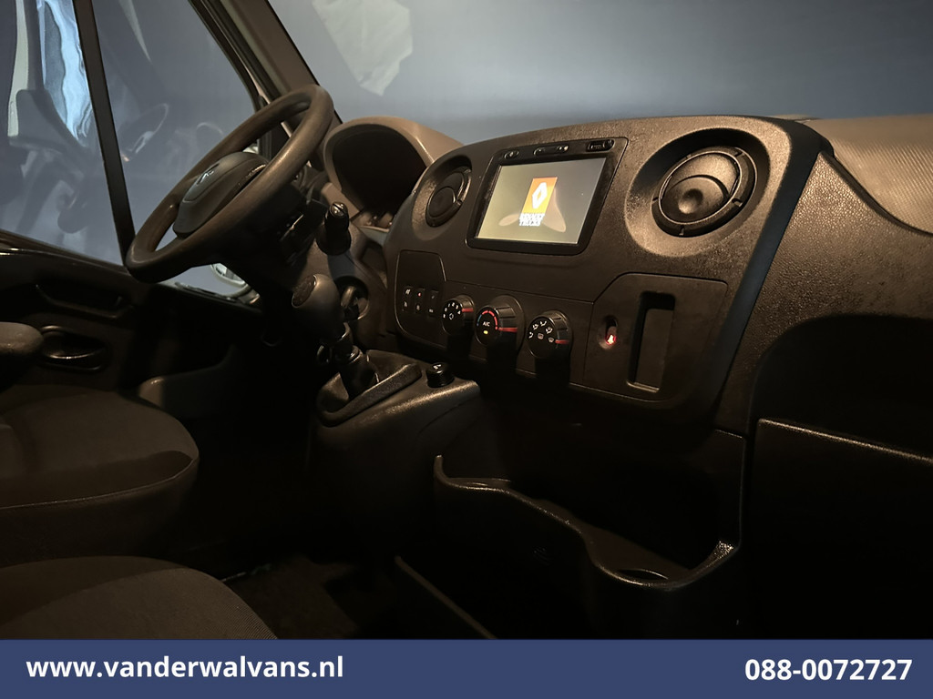 Renault Master 2.3 dCi 136pk L2H2 Airco | Navigatie | Camera | 2500kg Trekhaak | Imperiaal Cruisecontrol, 270 graden achterdeur, Trap, Bijrijdersbank 13