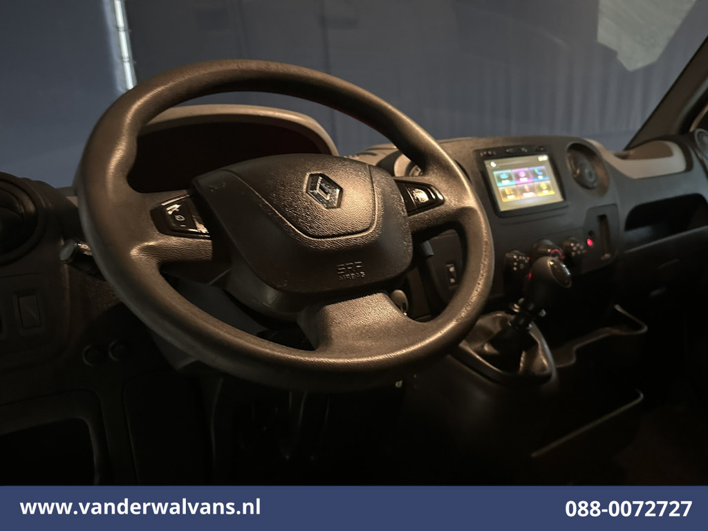 Renault Master 2.3 dCi 136pk L2H2 Airco | Navigatie | Camera | 2500kg Trekhaak | Imperiaal Cruisecontrol, 270 graden achterdeur, Trap, Bijrijdersbank 14
