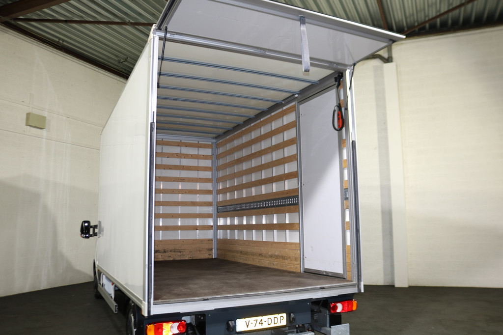 Renault Master 2.3 dCi 145pk Bakwagen met Laadklep 10