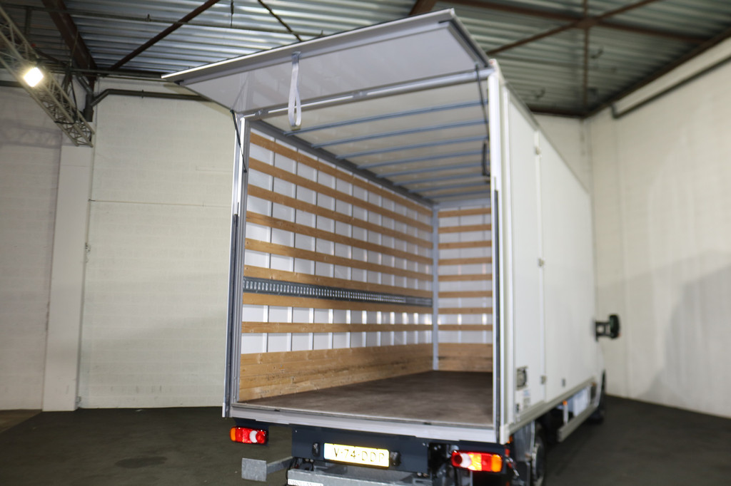 Renault Master 2.3 dCi 145pk Bakwagen met Laadklep 12