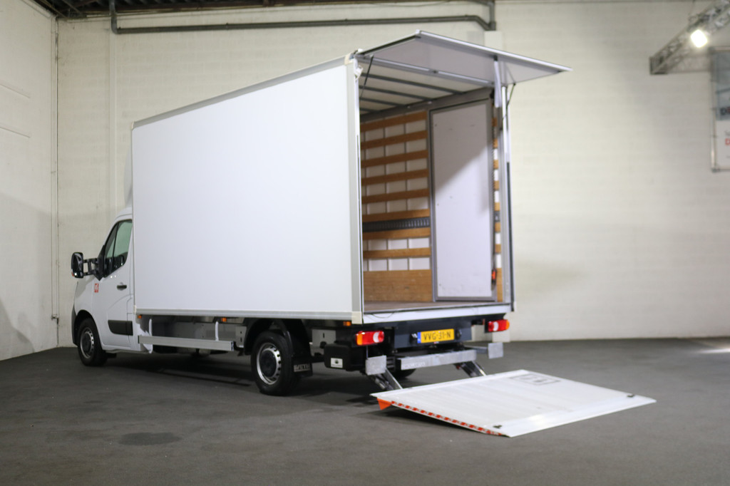 Renault Master 2.3 dCi 145pk Bakwagen met Laadklep 12