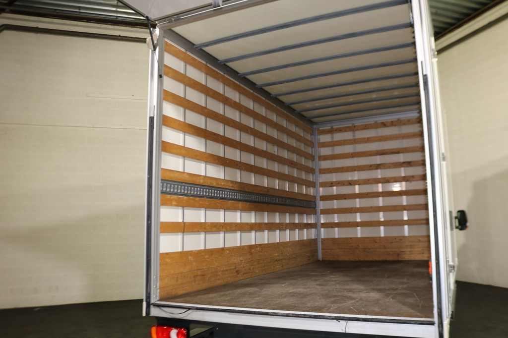 Renault Master 2.3 dCi 145pk Bakwagen met Laadklep 15