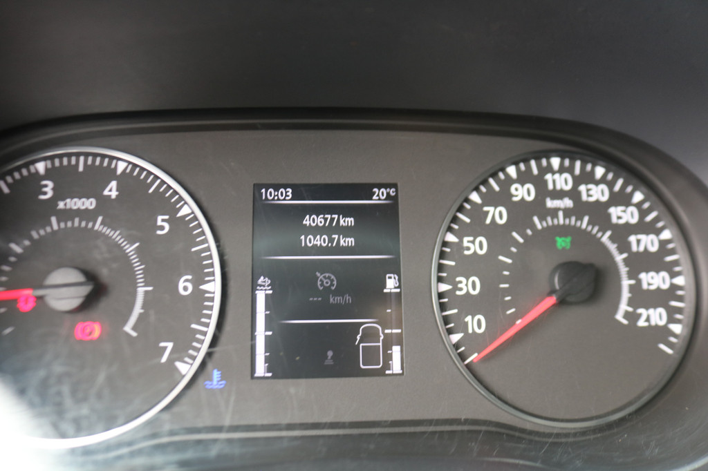 Renault Master 2.3 dCi 145pk Bakwagen met Laadklep 19