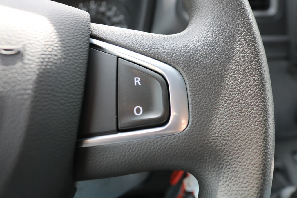 Renault Master 2.3 dCi 145pk Bakwagen met Laadklep 21