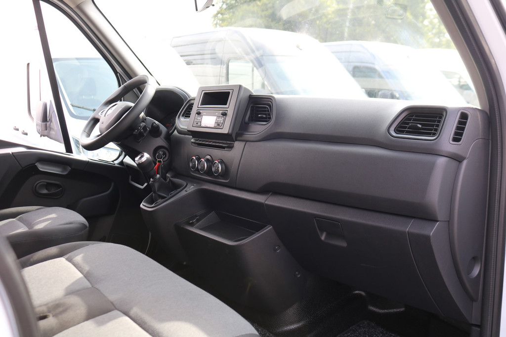 Renault Master 2.3 dCi 145pk Bakwagen met Laadklep 21