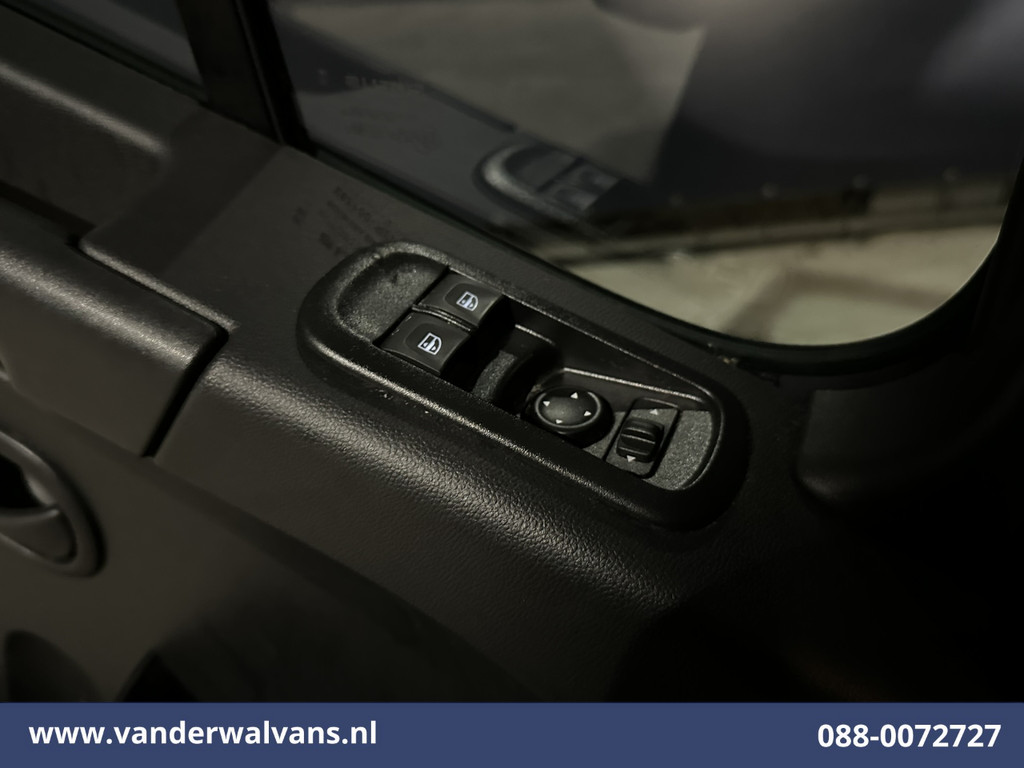 Renault Master 2.3 dCi 146pk Bakwagen 233cm Hoog Laadklep Zijdeur Euro6 Airco | LED | Cruisecontrol Bijrijdersbank, 932kg laadvermogen 19