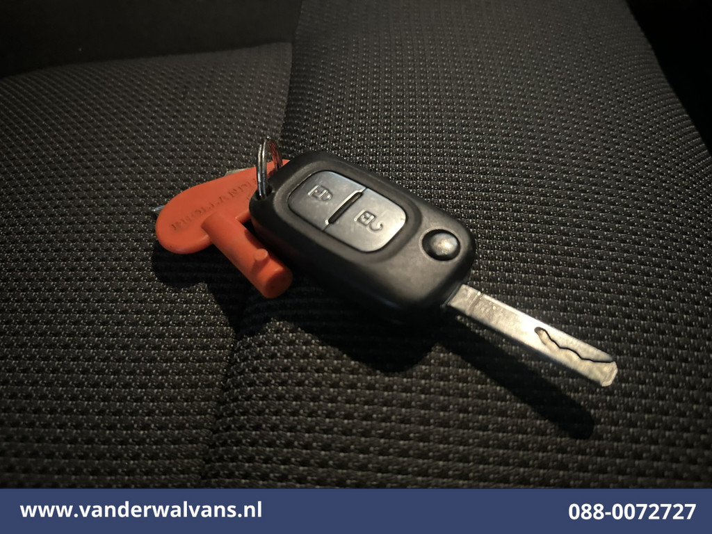 Renault Master 2.3 dCi 146pk Bakwagen 233cm Hoog Laadklep Zijdeur Euro6 Airco | LED | Cruisecontrol | Lat om Lat betimmering Bijrijdersbank 19