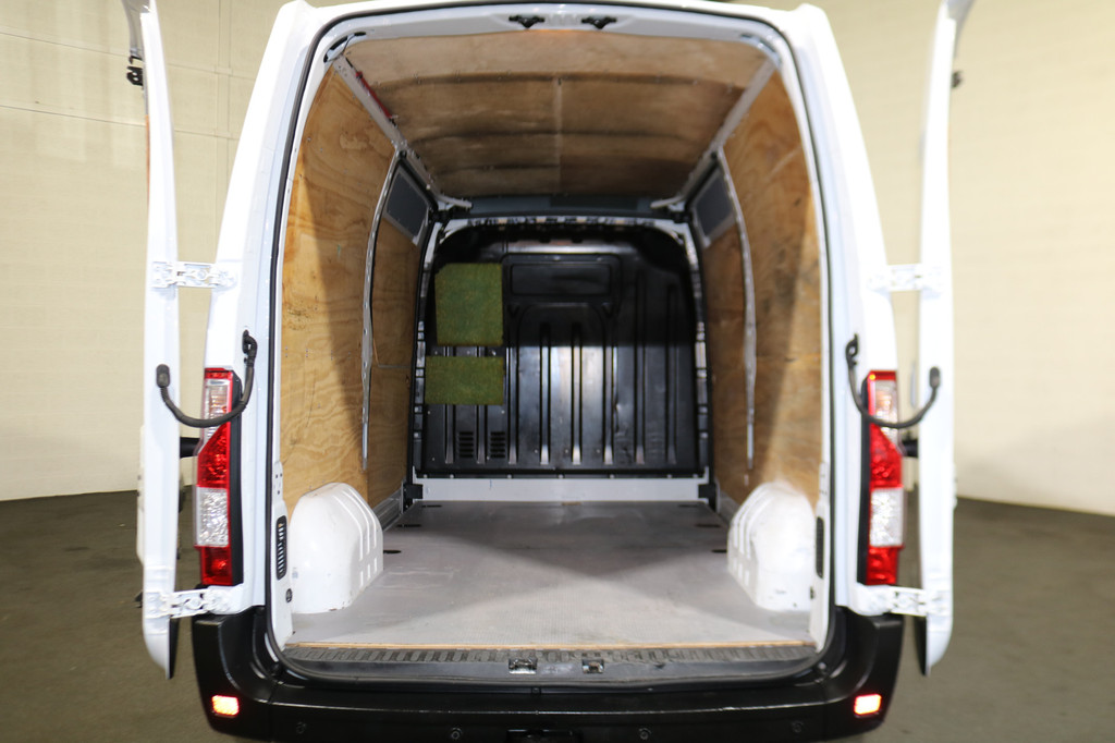 Renault Master 2.3 dCi 146pk L2 H2 2x Schuifdeur Airco Navigatie Camera 14