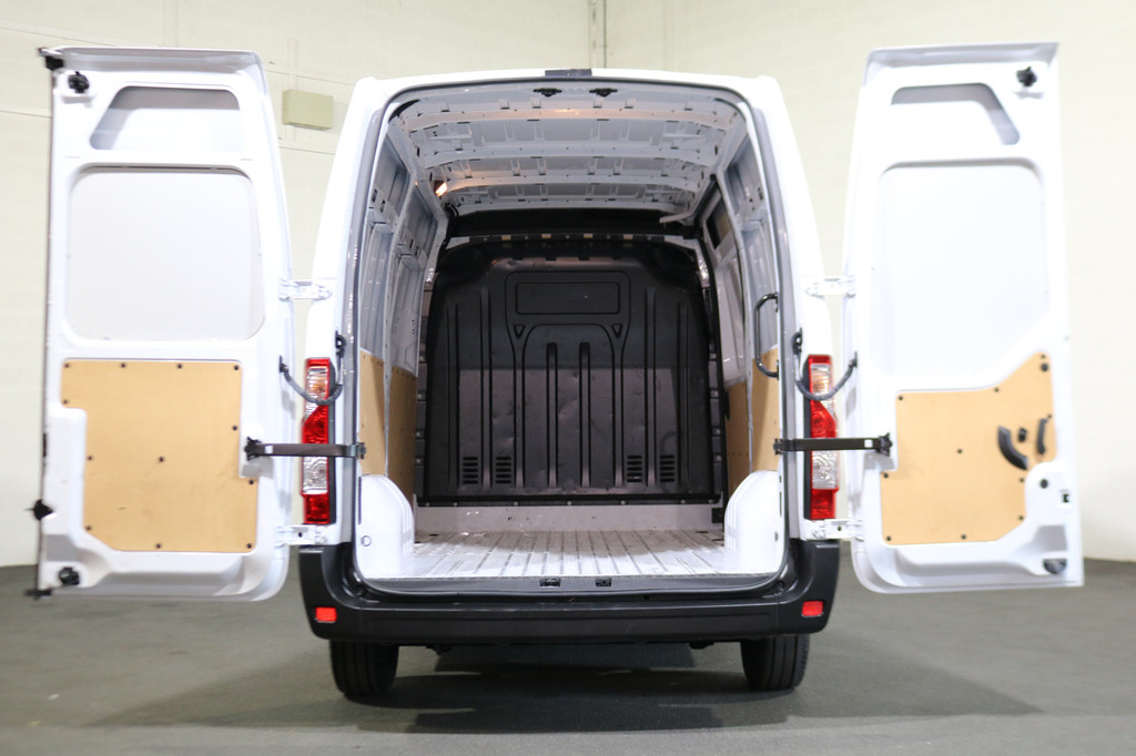 Renault Master 2.3 dCi 150pk L2 H2 11