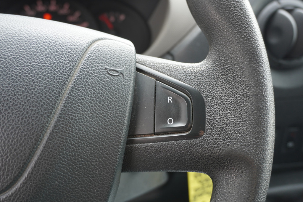 Renault Master 2.3 dCi 164PK L2H2 - Airco - Navi - Cruise - ⬠6.950,- Excl. 13