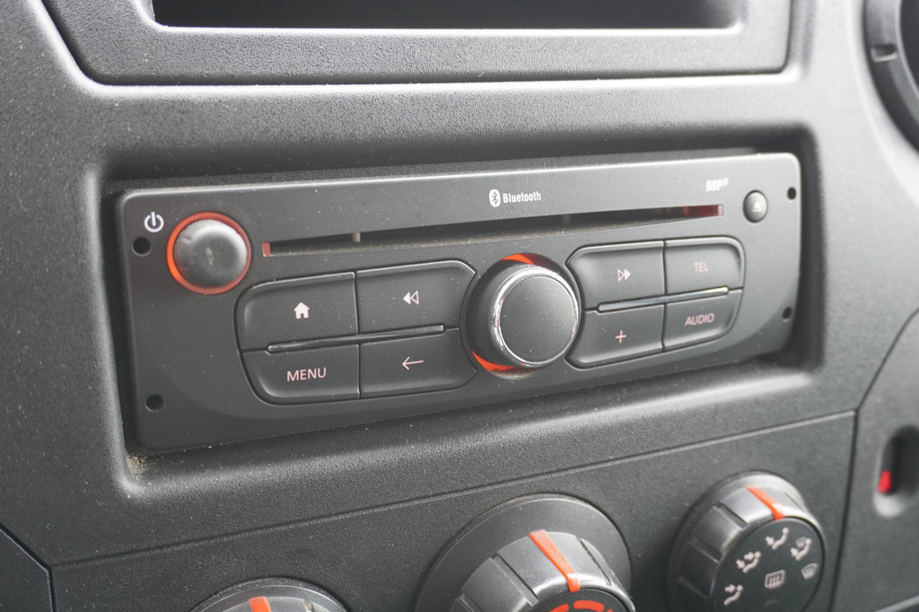 Renault Master 2.3 dCi 164PK L2H2 - Airco - Navi - Cruise - ⬠6.950,- Excl. 9