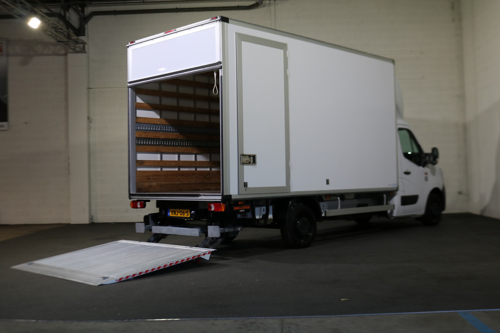 Renault Master 2.3 dCi 165pk Bakwagen Airco Navigatie Laadklep Camera 10