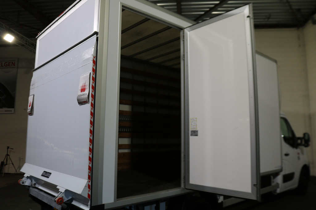 Renault Master 2.3 dCi 165pk Bakwagen Airco Navigatie Laadklep Camera 16