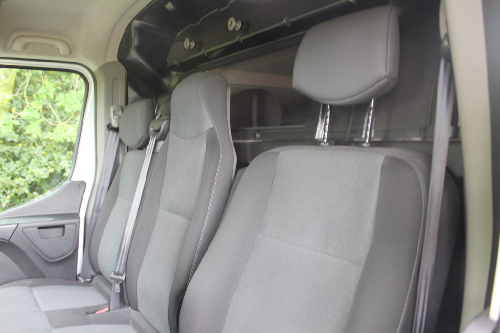 Renault Master 2.3 dCi 170pk L3H2 Automaat | Camera | Cruise | Airco 10