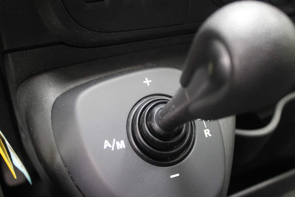 Renault Master 2.3 dCi 170pk L3H2 Automaat | Camera | Cruise | Airco 19