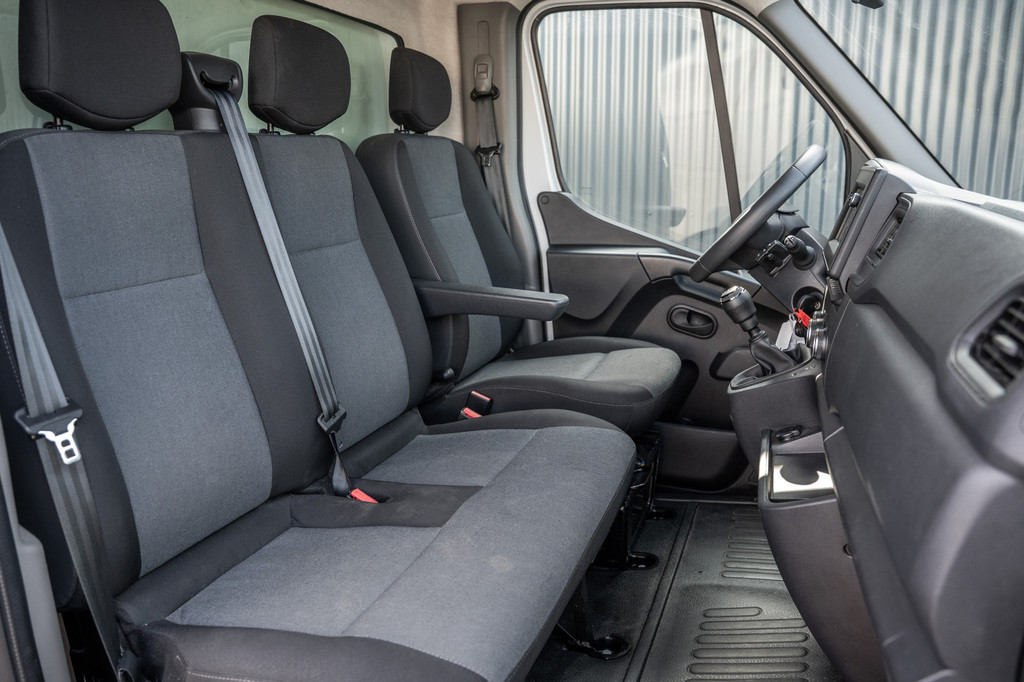 Renault Master 2.3dCi | Bakwagen met Laadklep | LED | Carplay | Camera | Cruise 12