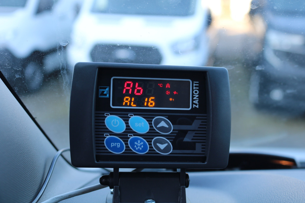 Renault Master 2.3 dCi Koelwagen Vrieswagen -20 Graden Dag en Nacht 20