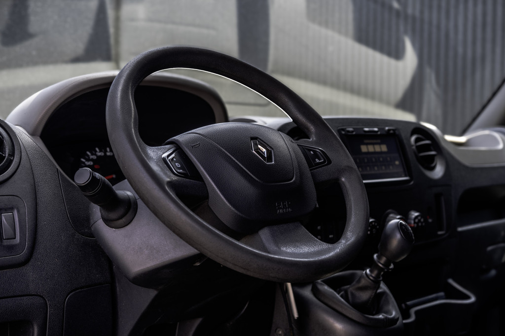 Renault Master 2.3 dCi | L1H2 | Navigatie | Cruise | Airco | Euro 6 11