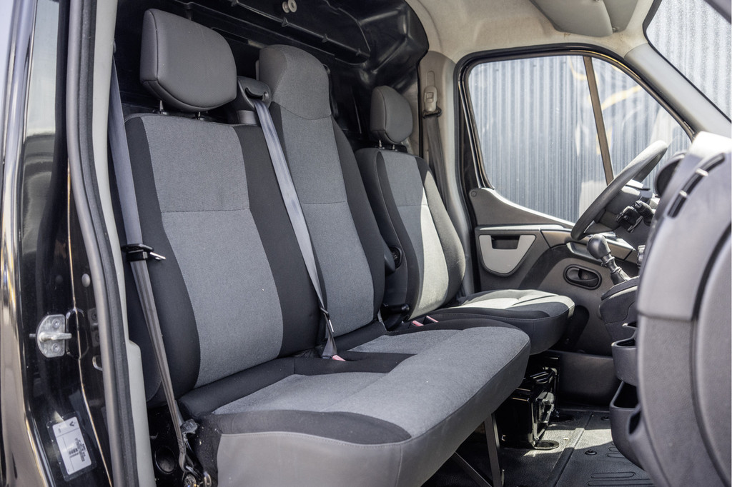 Renault Master 2.3 dCi | L1H2 | Navigatie | Cruise | Airco | Euro 6 13