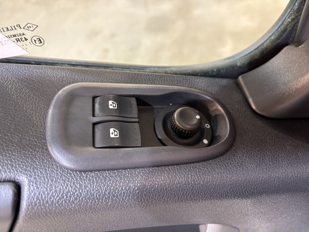 Renault Master 2.3 dCi L2H2 145 PK / Servicebus / Bott Inrichting / Euro 6 / 220V. / Airco / Camera / Trekhaak / Cruise Control / 40.000 KM !! 16