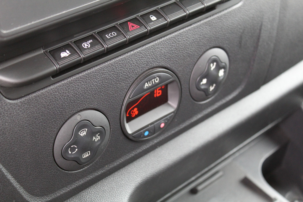 Renault Master Bakwagen met Laadklep 165pk | EURO 6 | 14