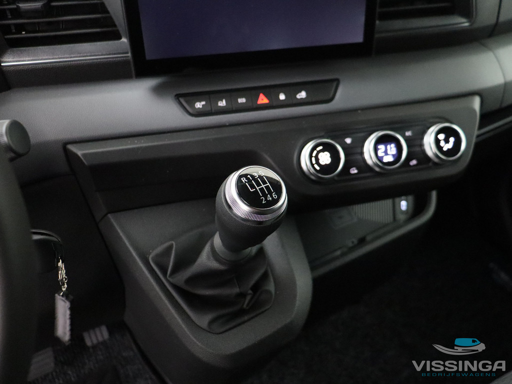 Renault Master L2H2 170 pk Extra luxe G-Edition (grijs) 14