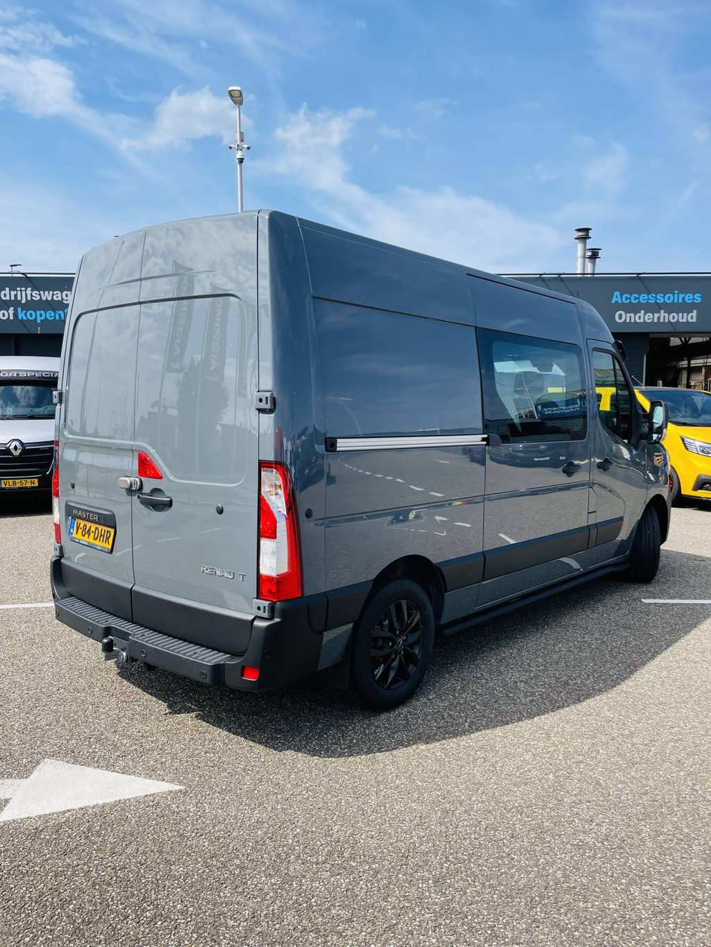 Renault Master L2H2 180 pk dubbele cabine Vissinga Special 8