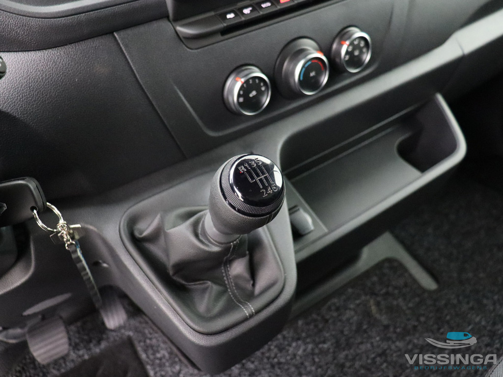 Renault Master Laadbak 440x211x232 (23.5m3) 3500 kg trekhaak! 165 pk! 14