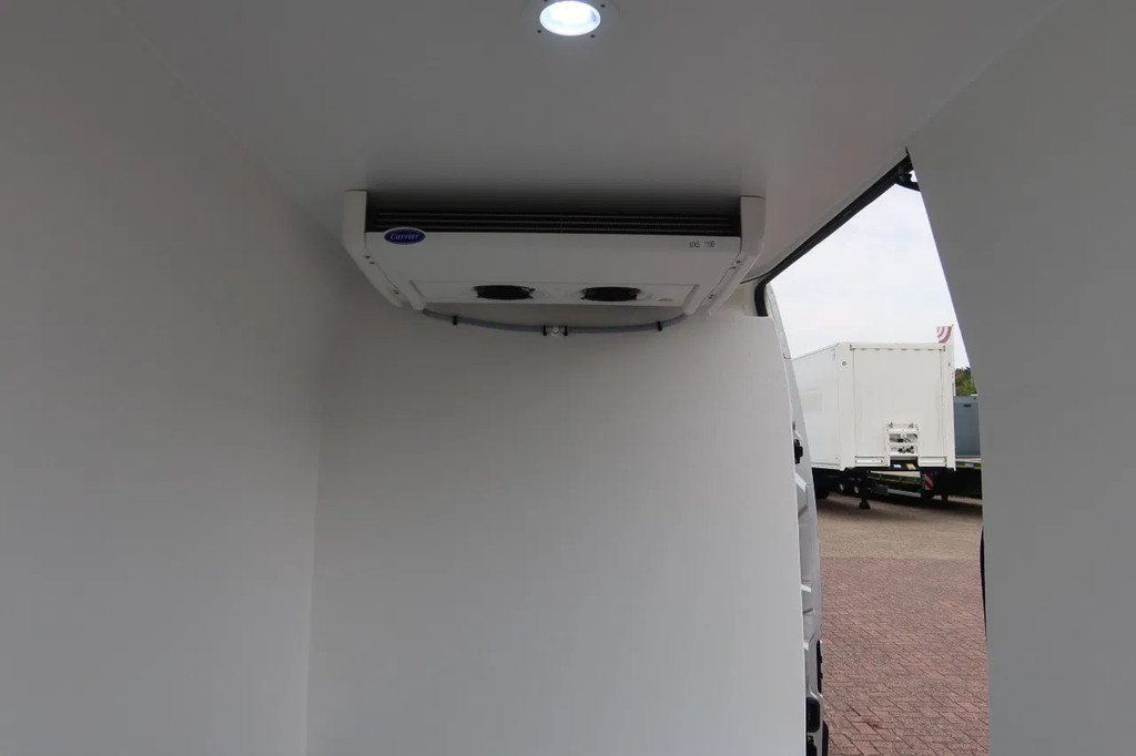 Renault Master Red Edition 150 PK Carrier Xarios 350 Koele/vriezen/verwarmen + nachtaansluiting 220 volt. 11