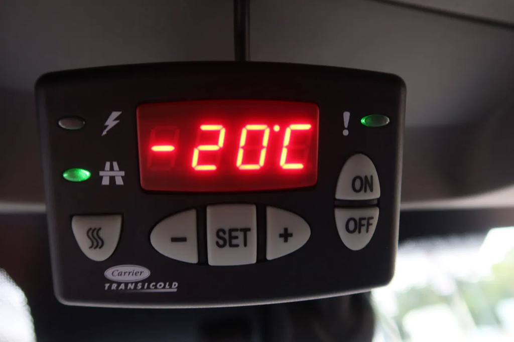 Renault Master Red Edition 150 PK Carrier Xarios 350 Koele/vriezen/verwarmen + nachtaansluiting 220 volt. 13