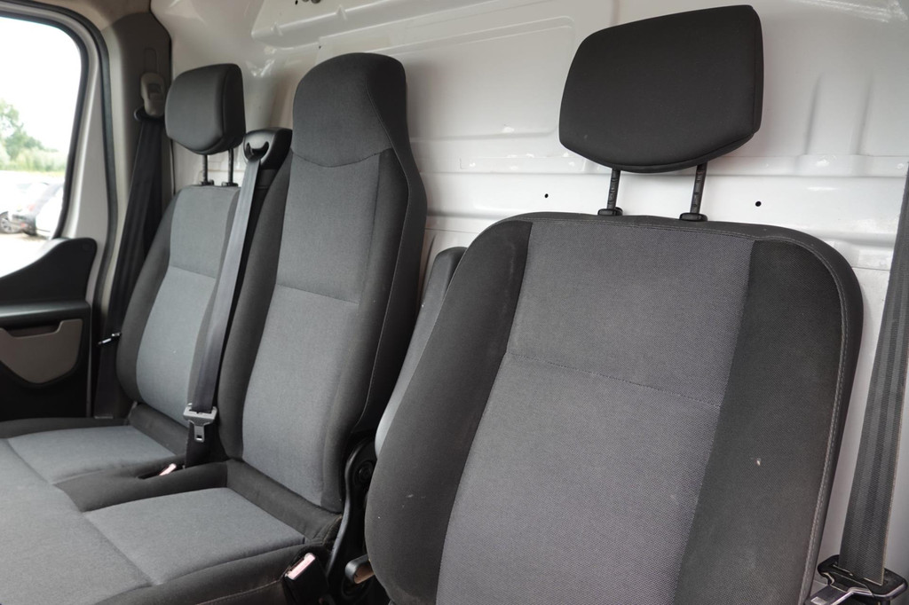 Renault Master T28 2.3 dCi L1H2 21