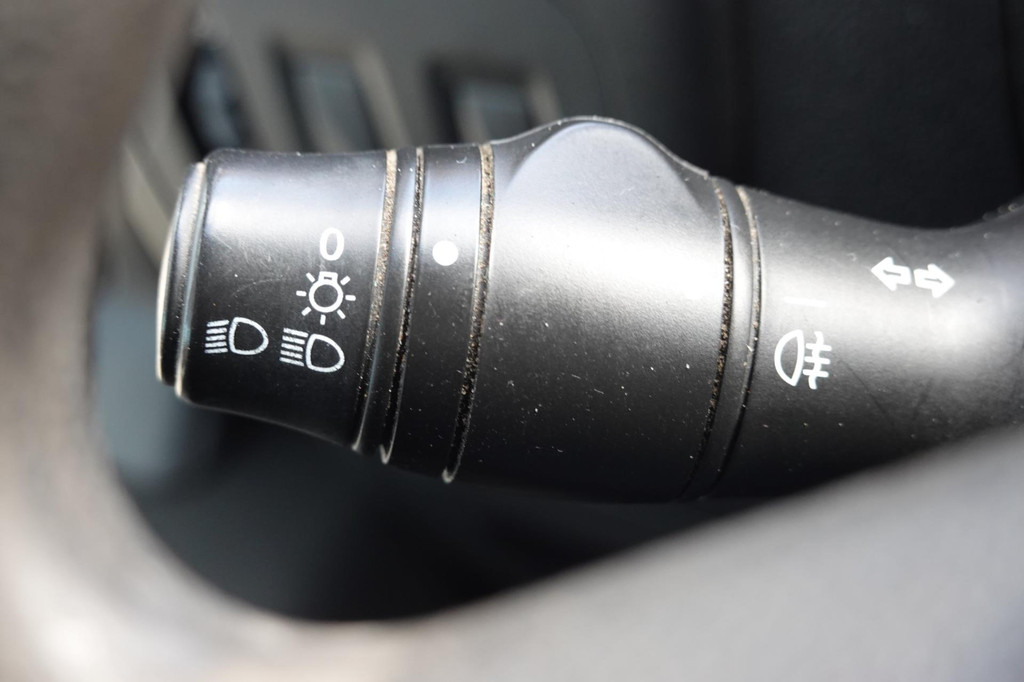 Renault Master T33 2.3 dCi L2H2 13