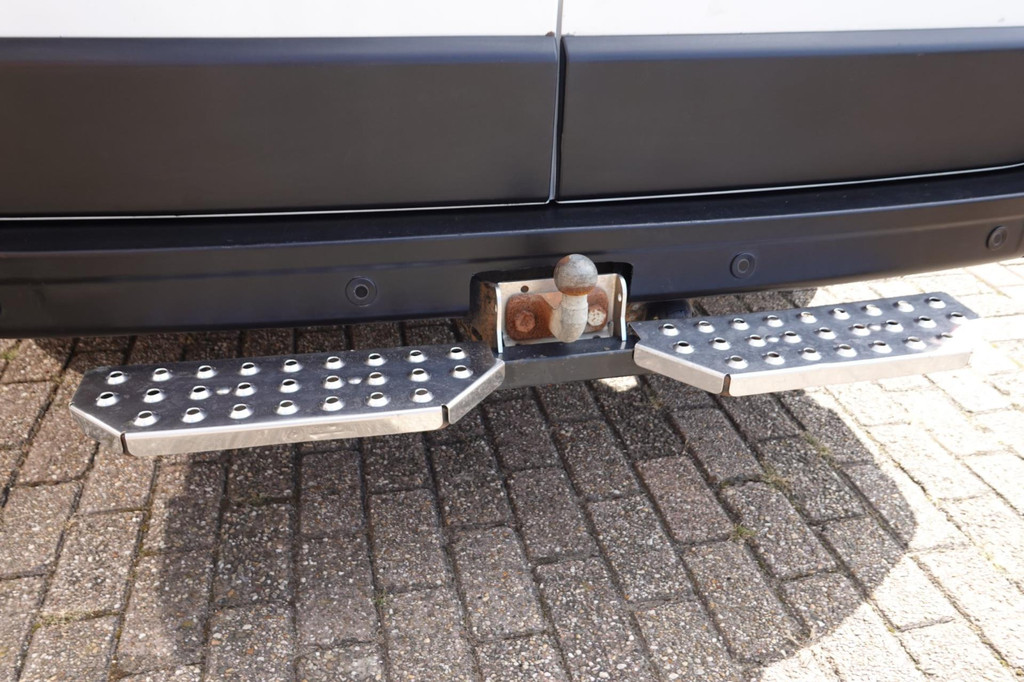 Renault Master T33 2.3 dCi L2H2 21