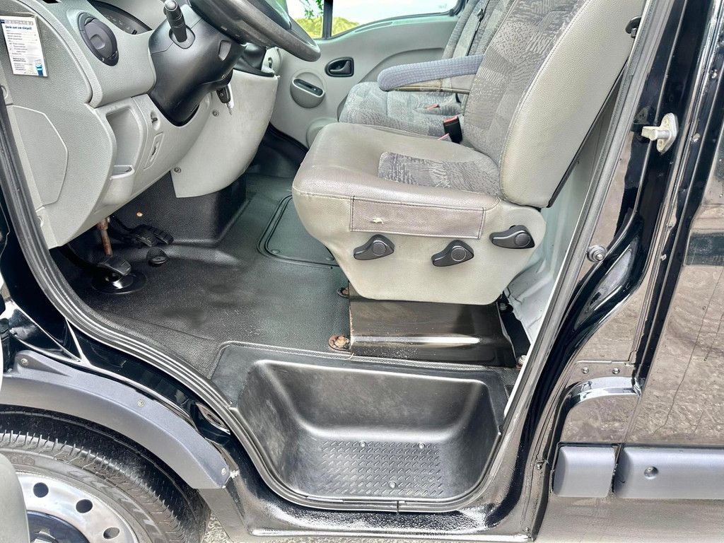 Renault Master T33 2.5dCi L1H1 Fiscaal Gunstig Airco Euro 4 13